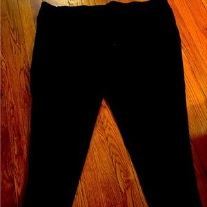 Women’s Black Stretch Capris with lace edge NWT SZ 4X soft pull on